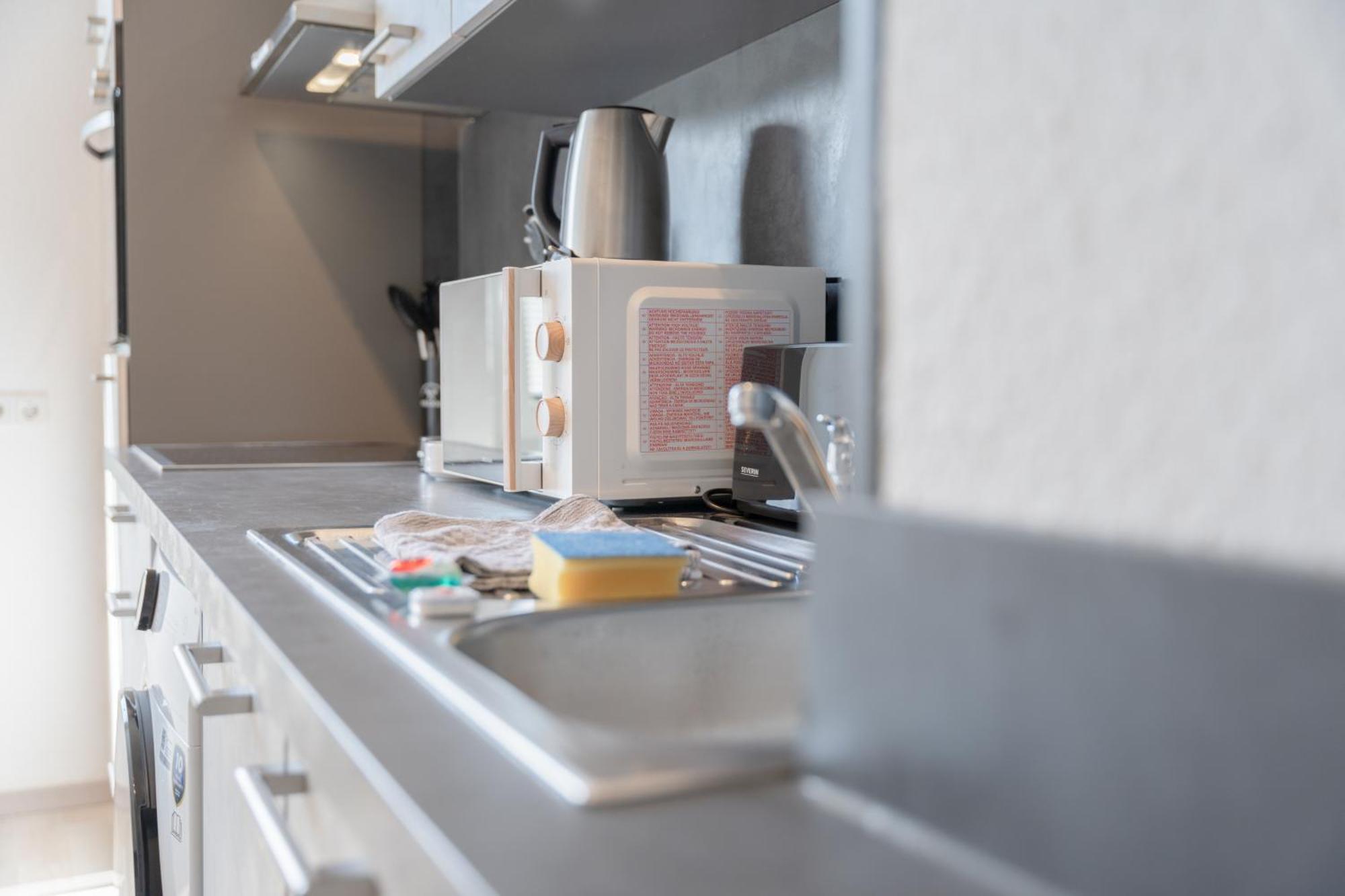 Modernes Apartment In Top Lage Komfortabel Eingerichtet Mit Arbeitsplatz Und Kueche - Geibelsuite Hanovra Exterior foto