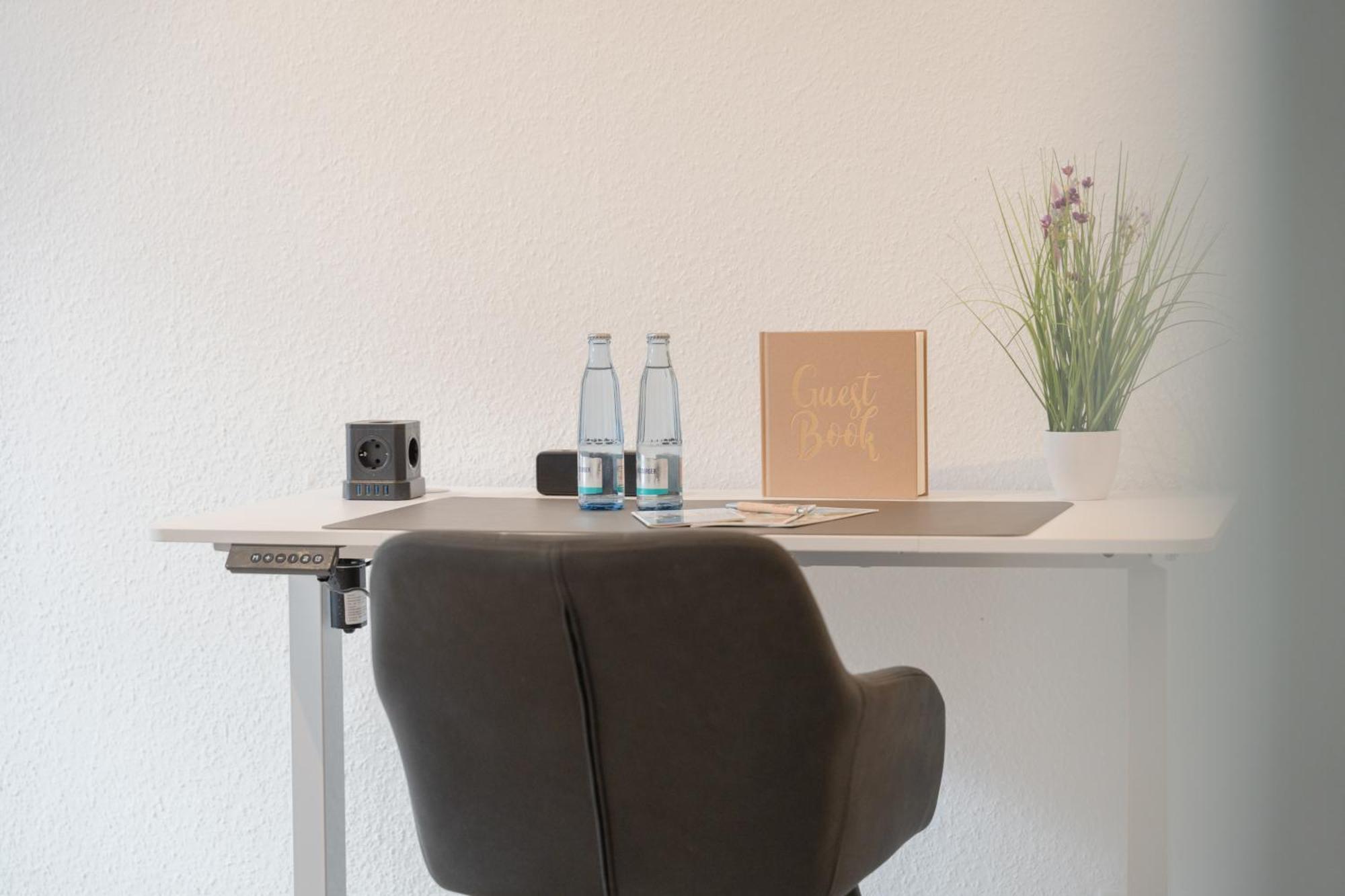 Modernes Apartment In Top Lage Komfortabel Eingerichtet Mit Arbeitsplatz Und Kueche - Geibelsuite Hanovra Exterior foto